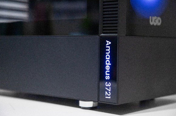 Kuciste Amadeus 3721 ATX, Providna stranica, ugradjeno 3xRGB kulera, Crno