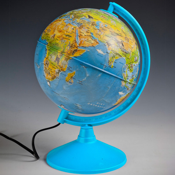 Svetleći globus  sa životinjama  ? 20 cm na engleskom jeziku